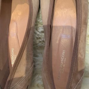 Women’s shoes
